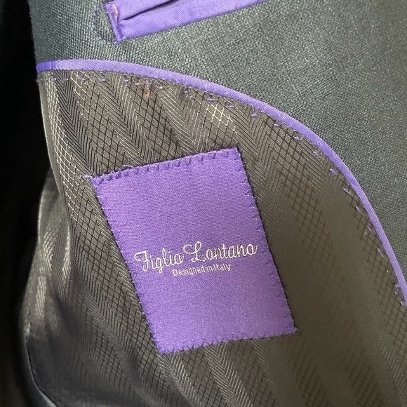 Italian Figlio Lontano Suit with Vest - Picture 4 of 10